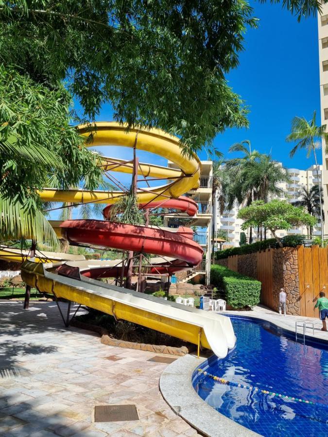Flat 317 Golden Dolphin Express Aparthotel Калдас Новас Екстериор снимка